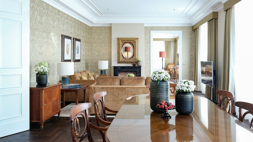 Suite (Kurfürsten) photo