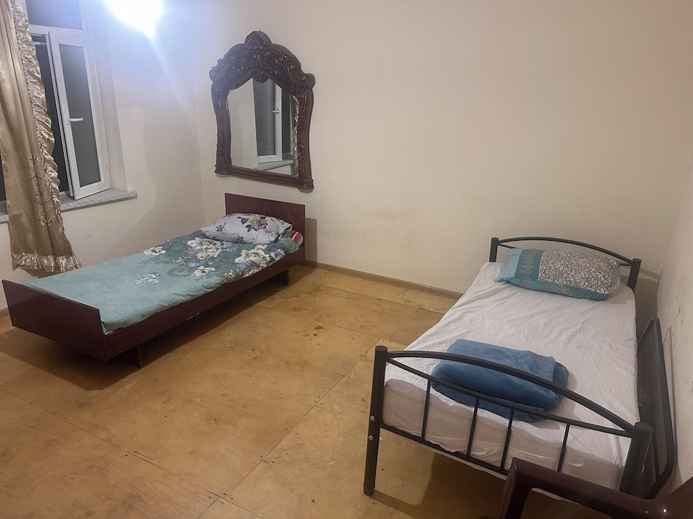 Basic Double or Twin Room - Photo 45