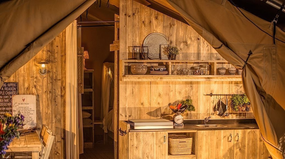 Deluxe Tent, Private Bathroom (Linen Excluded)