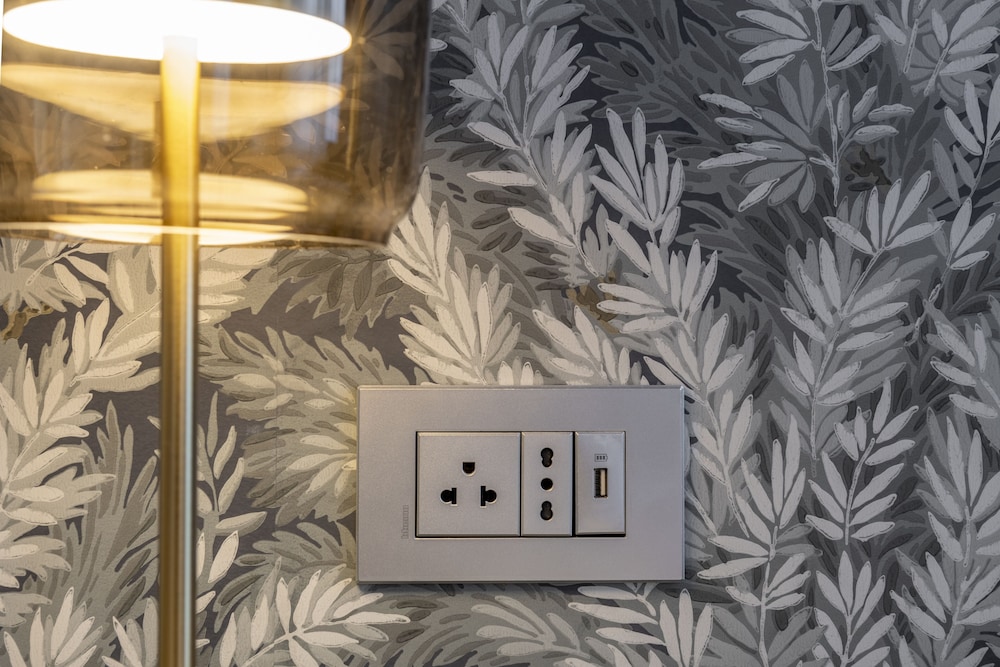 Available room