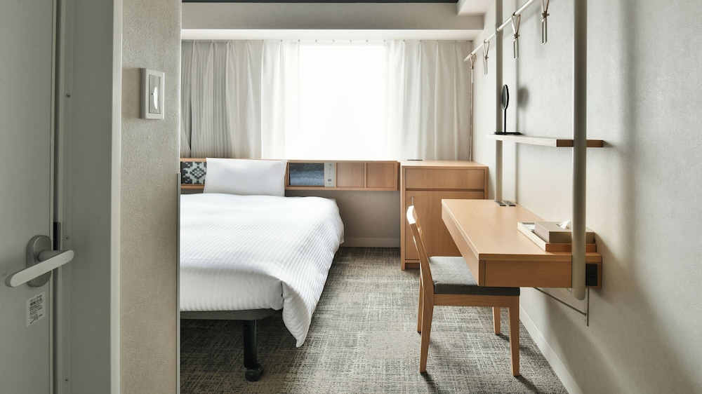 Double Room, Non Smoking - Photo 4