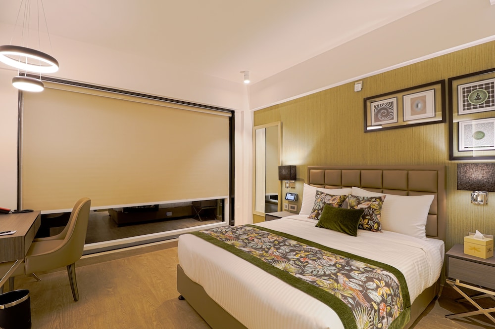 Premium Room - Photo 17
