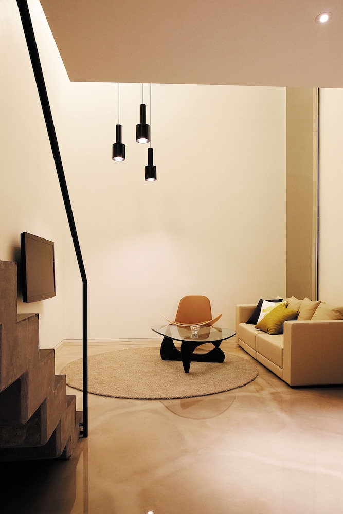 Duplex - Photo 8