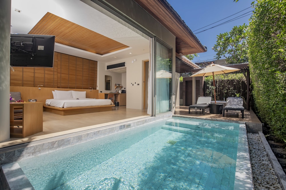 Deluxe Pool Villa (RoundTrip Airport Transfer) - Photo 4
