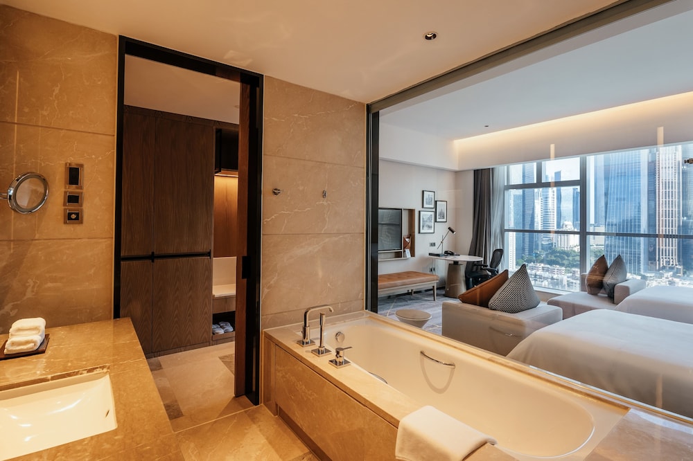 Premier Deluxe, Guest room, 2 Twin/Single Bed(s), High floor - Photo 6