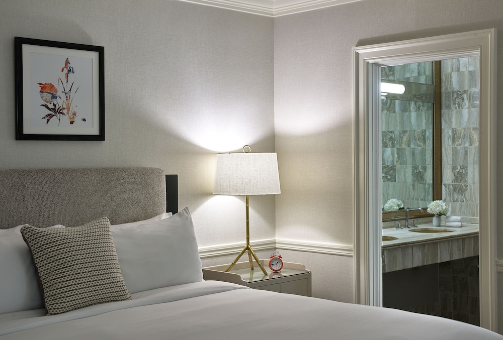 Room, 1 King Bed - Photo 3