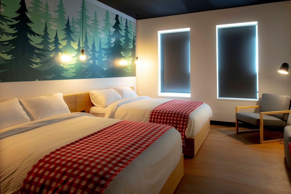 Basic Room, 2 Queen Beds