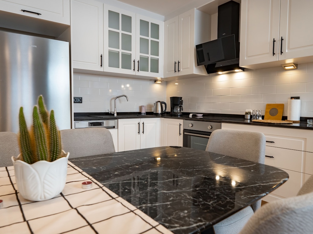 Executive Suite, 3 Bedrooms, Balcony photo 3