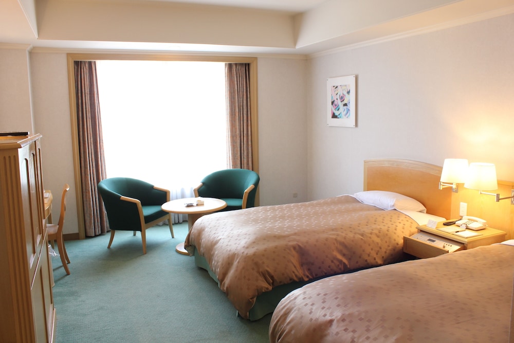 Standard Twin Room, Italian Dinner Plan, Non Smoking photo 2