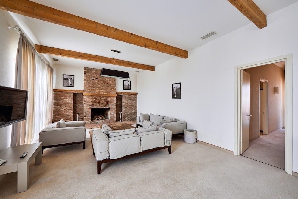 Family Presidential Suite