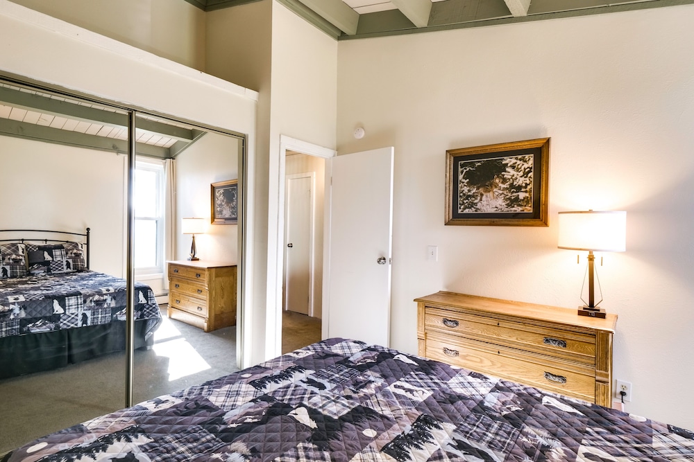 Apartment (2 Bedrooms) photo 2