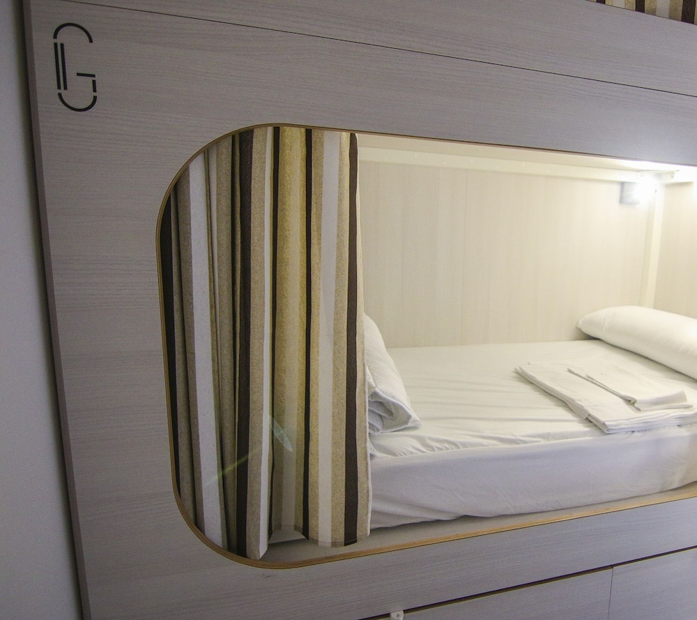 Standard Shared Dormitory (Women only, Room 5)