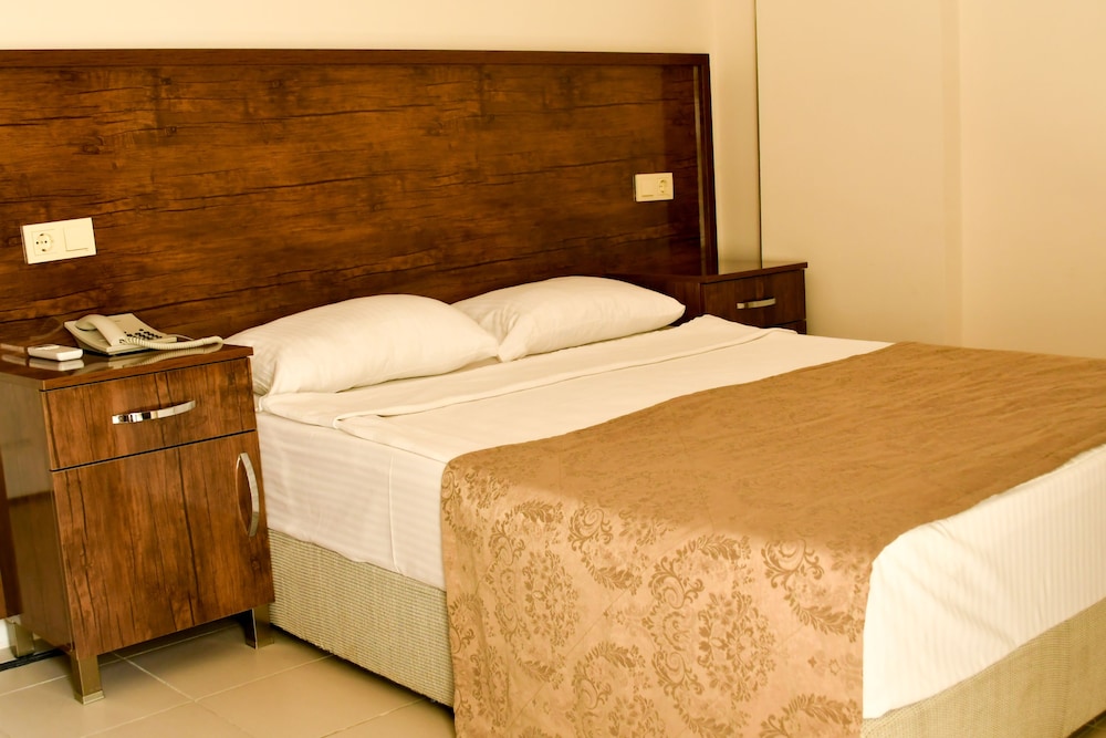 Economy Double or Twin Room photo 1