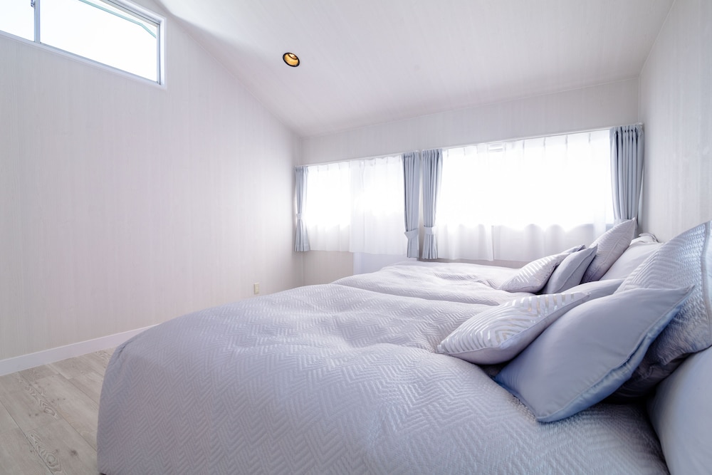 Private Vacation Home - Photo 9