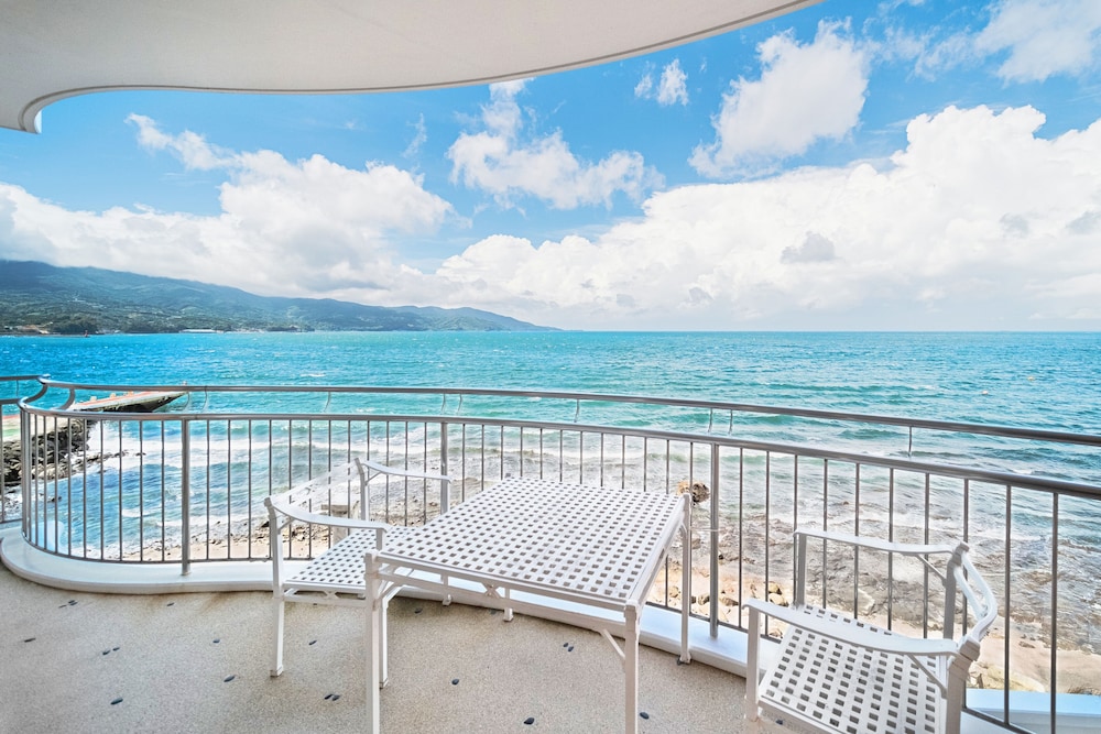 Suite with Mt. Fuji and Ocean View photo 3