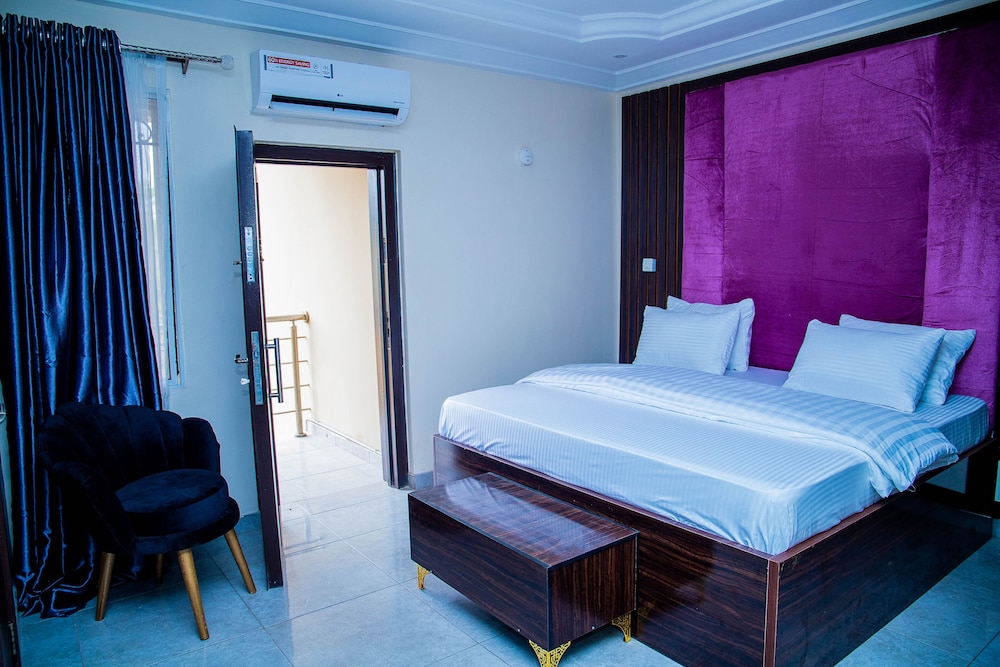 Basic Single Room