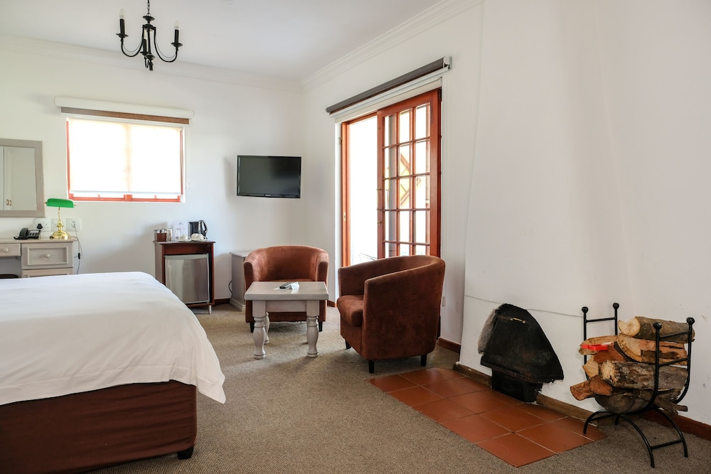 Double & 2 Single Beds Interleading Room photo 3