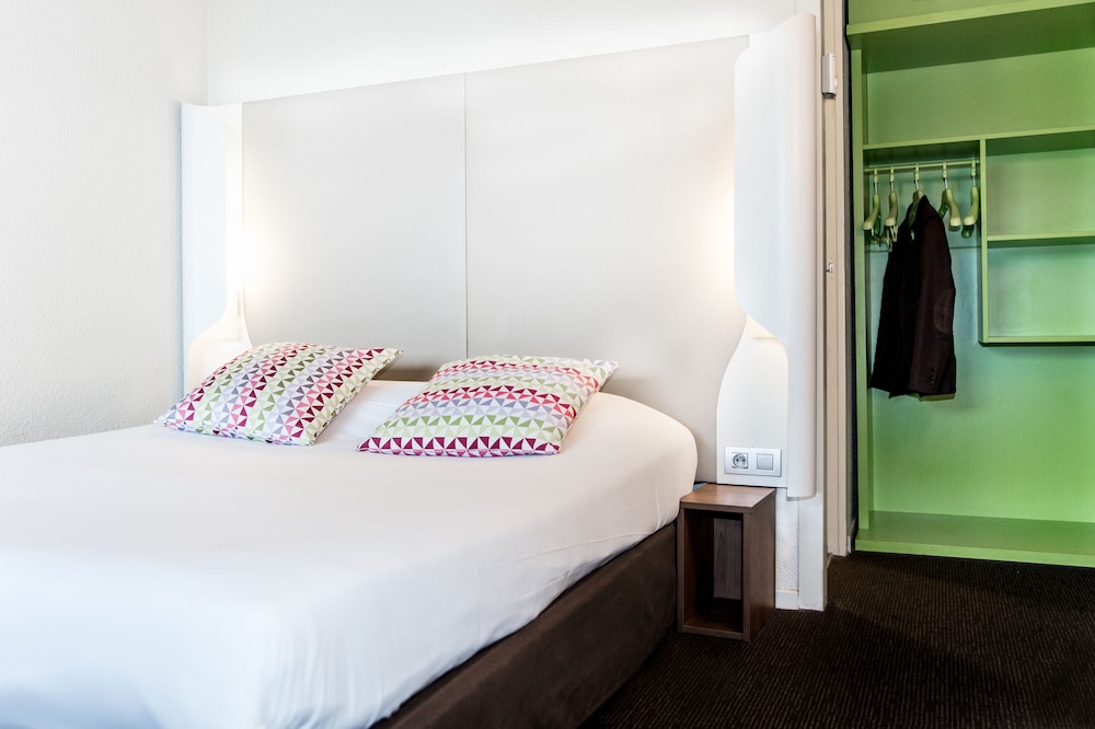 Next Generation, Standard Room, Multiple Beds - Photo 3