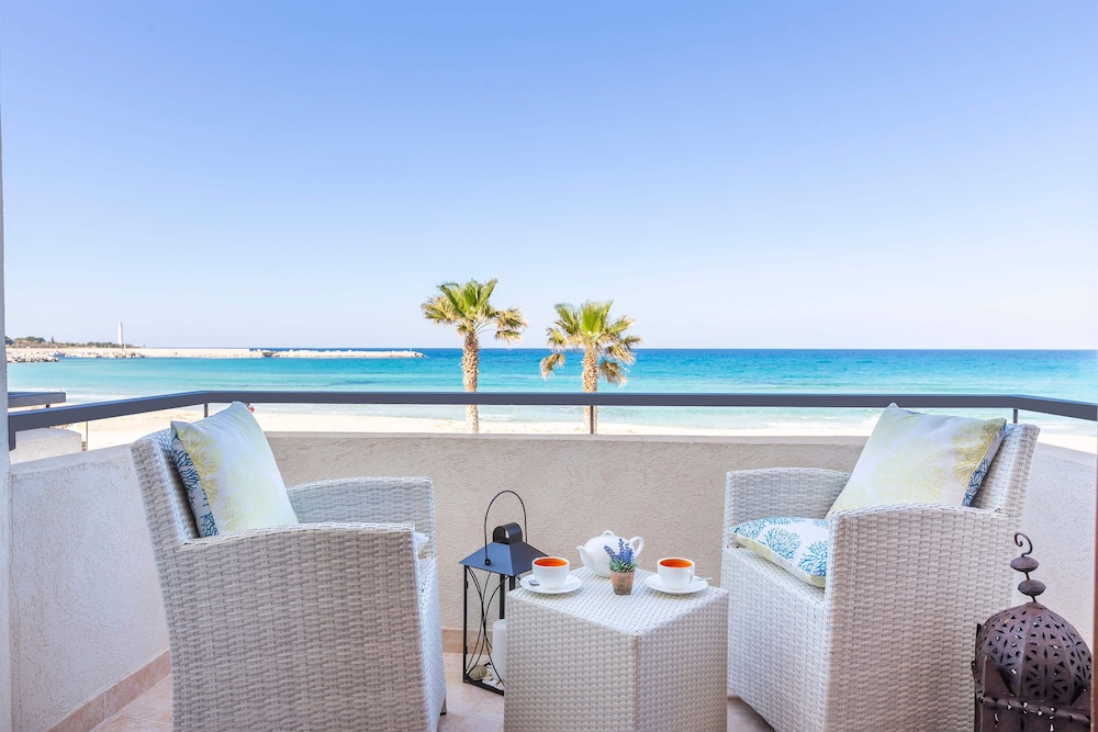 Deluxe Double Room, Sea View - Photo 1