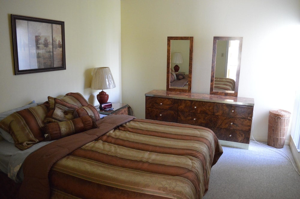 Comfort Condo, 2 Bedrooms