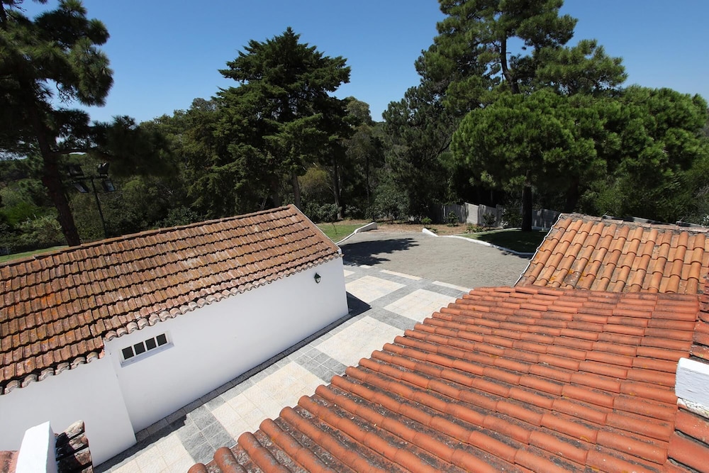 Villa photo 3