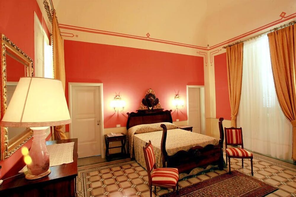 Suite photo 1