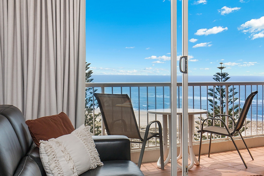 One Bedroom Superior Ocean View photo 3