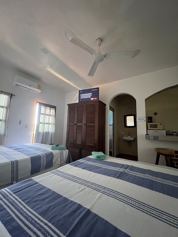 Panoramic Bungalow, 2 Double Beds photo 1