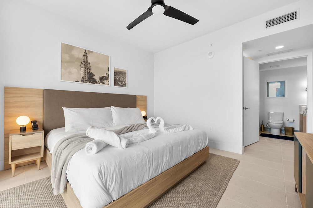 Luxury Apartment photo 3