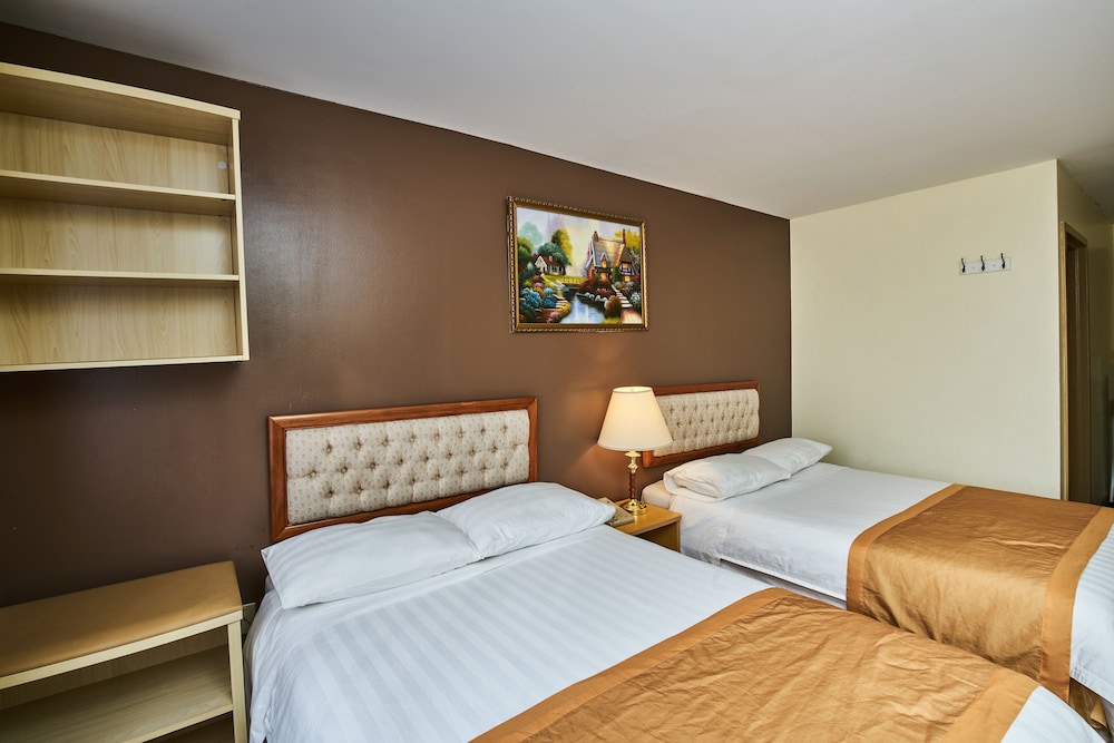 Basic Double Room, 1 Bedroom photo 3