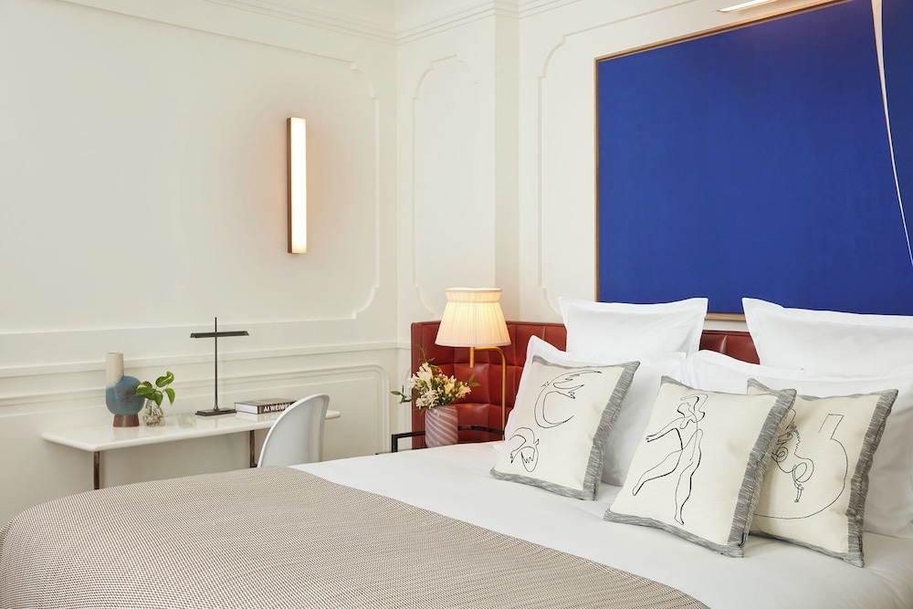 Deluxe Double Room photo 2