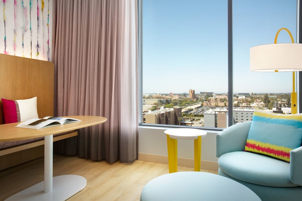 Room, Multiple Beds - Photo 10