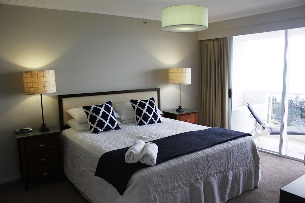 Superior Three Bedroom Ocean View photo 2