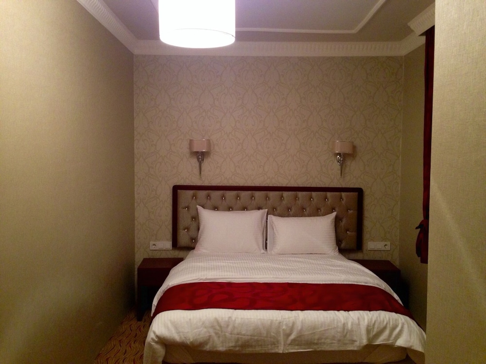 Economy Room, 1 Double Bed, Mountain View photo 1