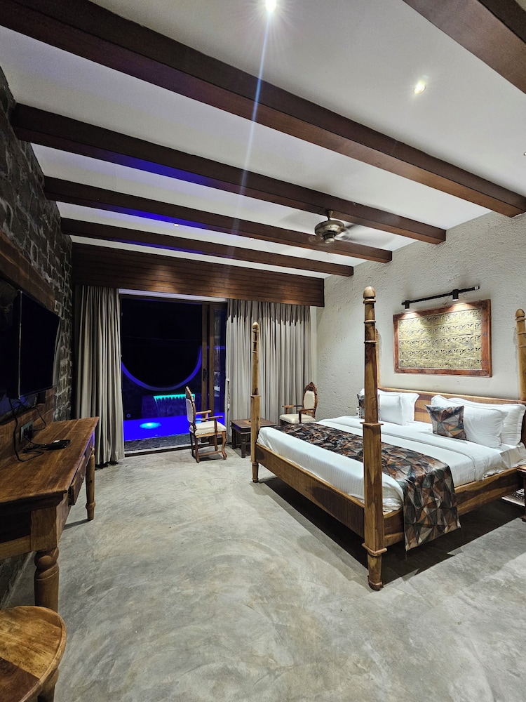 Standard Room - Photo 7