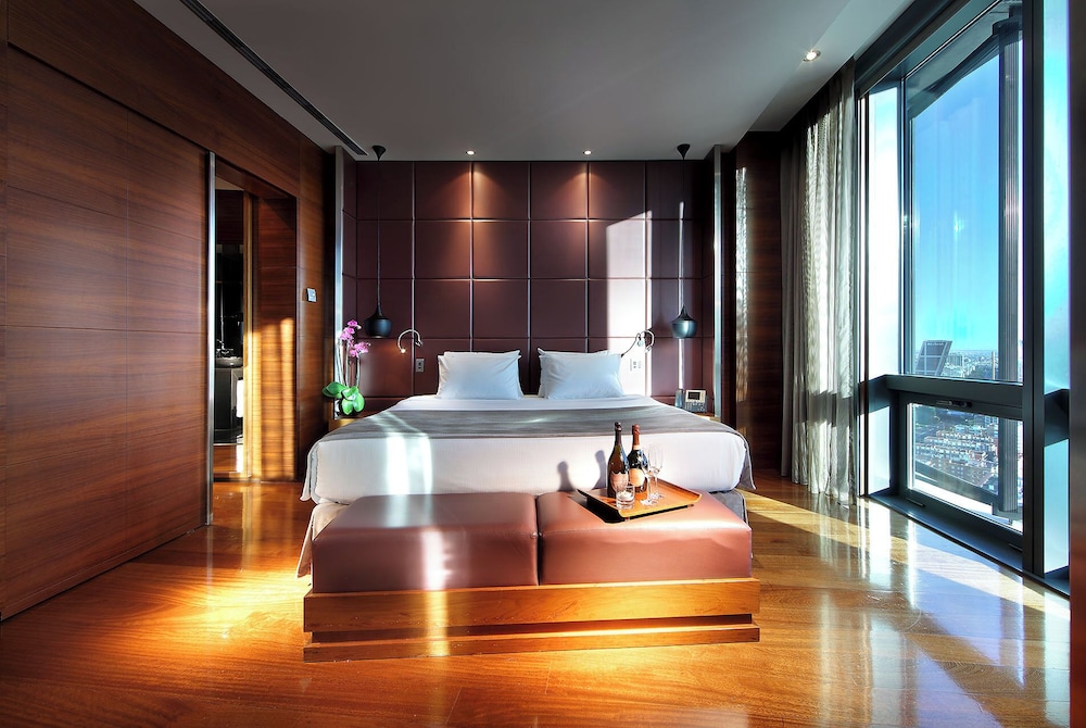 Junior Suite (Single Use)
