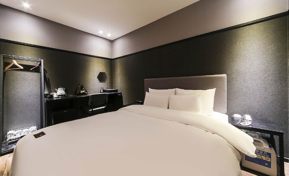 Standard Room - Photo 4