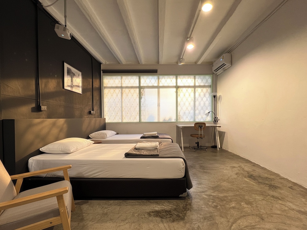 Business Twin Room