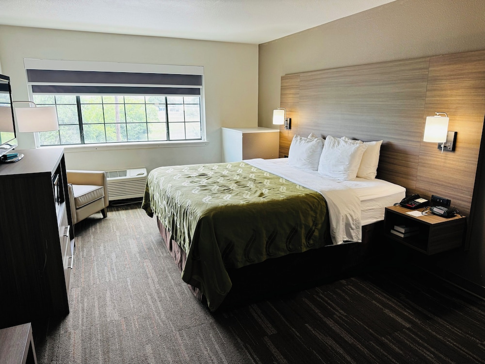 Room, Multiple Beds, Non Smoking - Photo 3