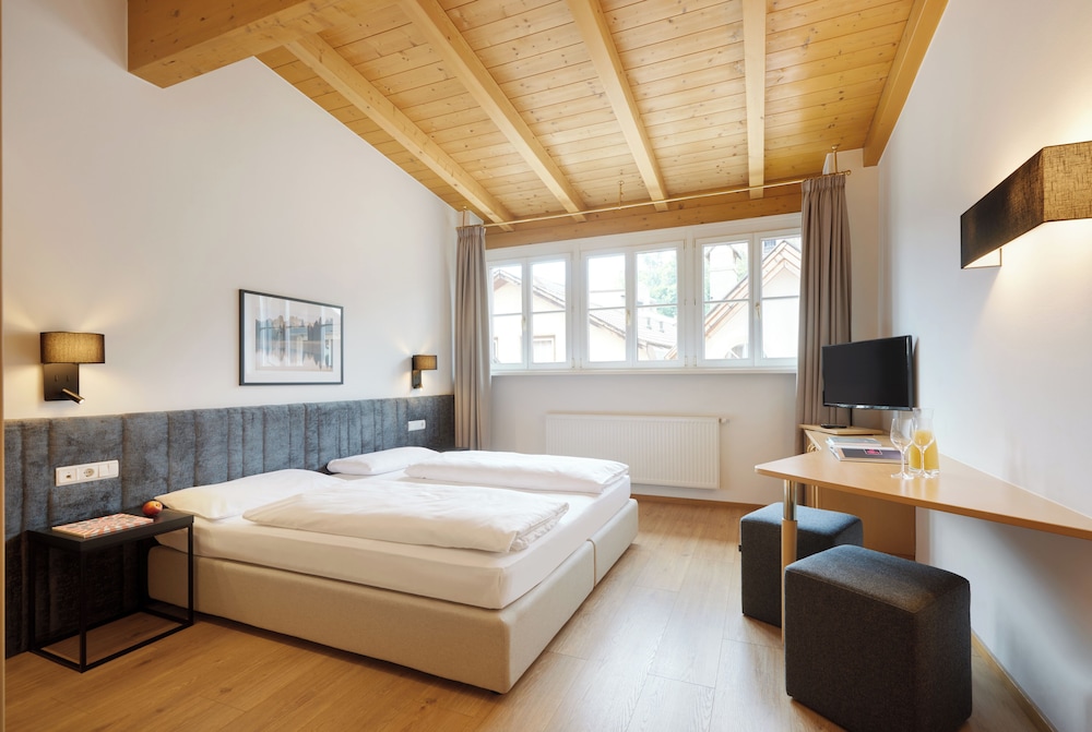 Standard Double or Twin Room photo 2