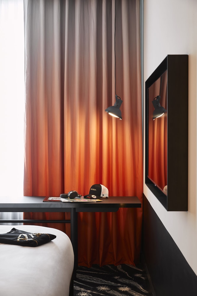 Twin Room, 2 Twin Beds (Medium Mama) - Photo 4
