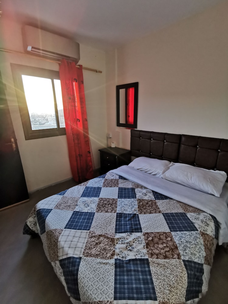 Double or Twin Room - Photo 2
