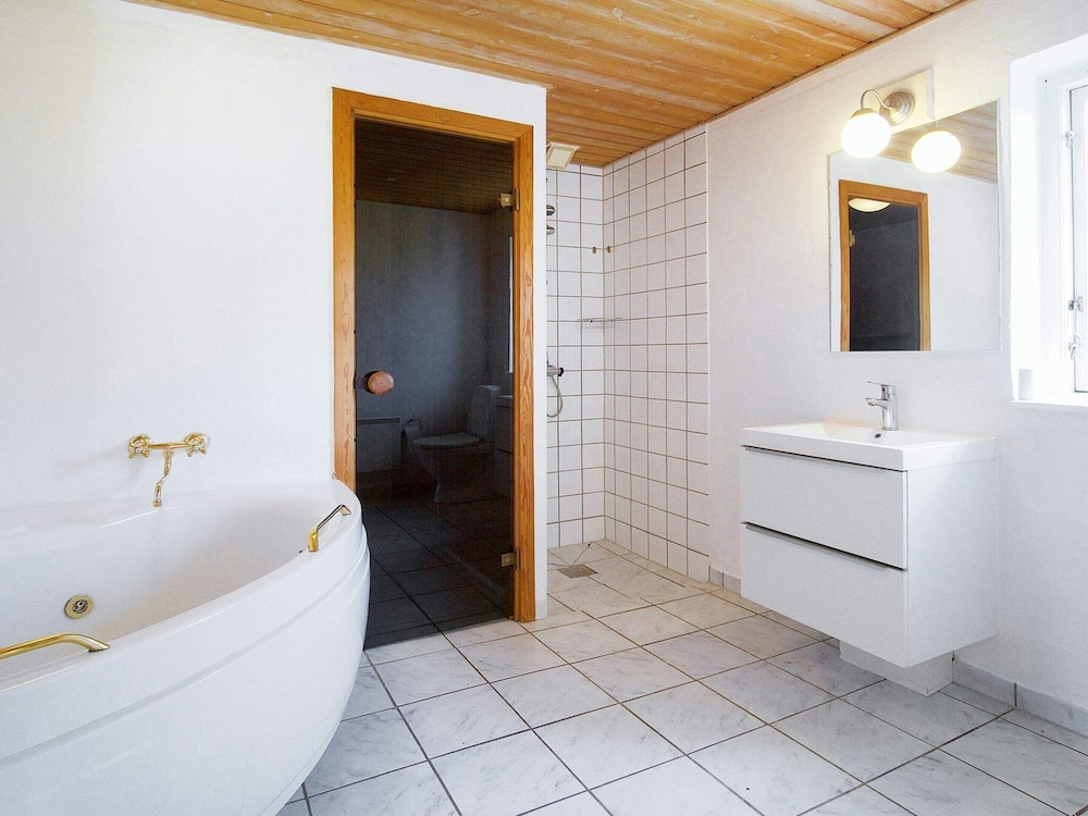 House photo 3