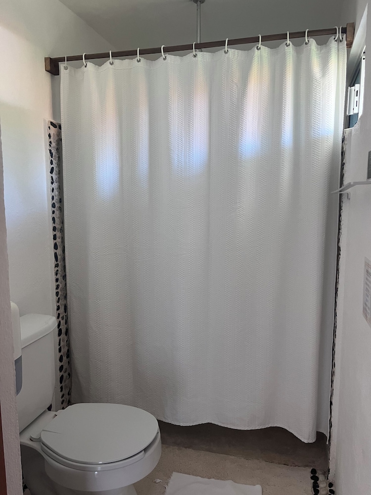 Family Quadruple Room, 2 Double Beds - Photo 7