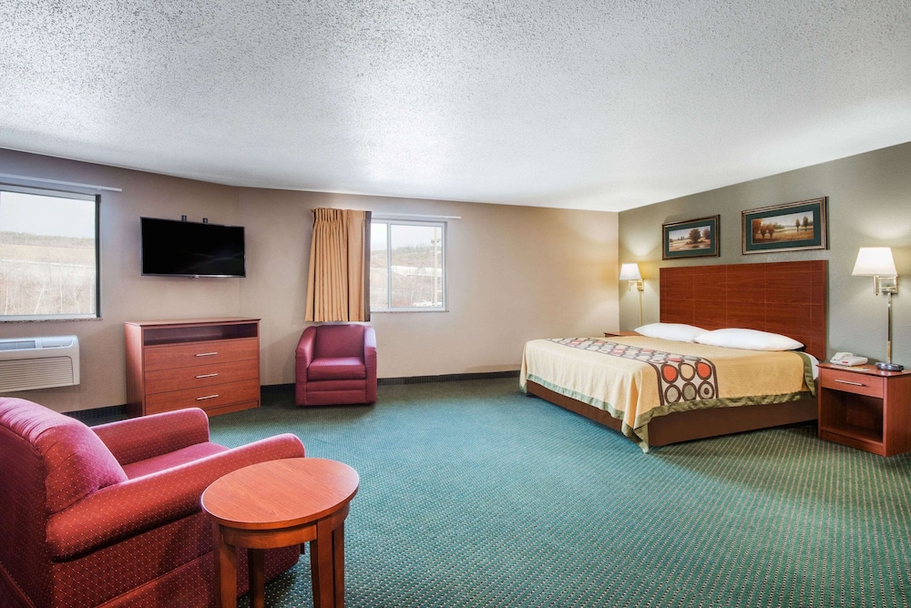 Studio Suite, 1 King Bed, Non Smoking - Photo 3