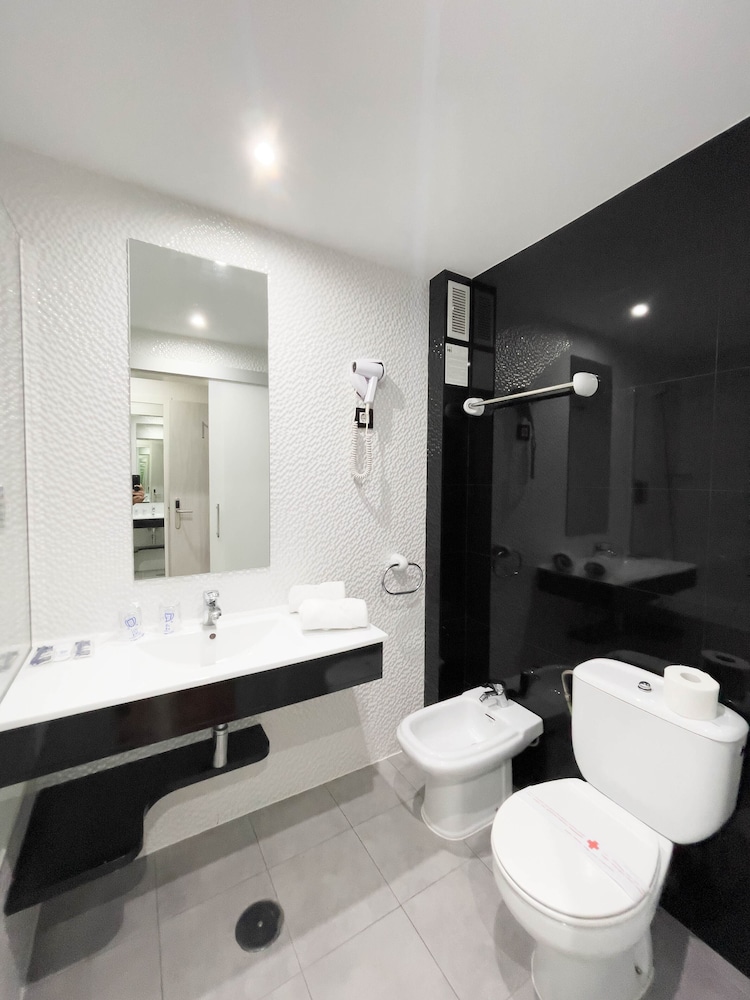 Superior Double Room - Photo 10