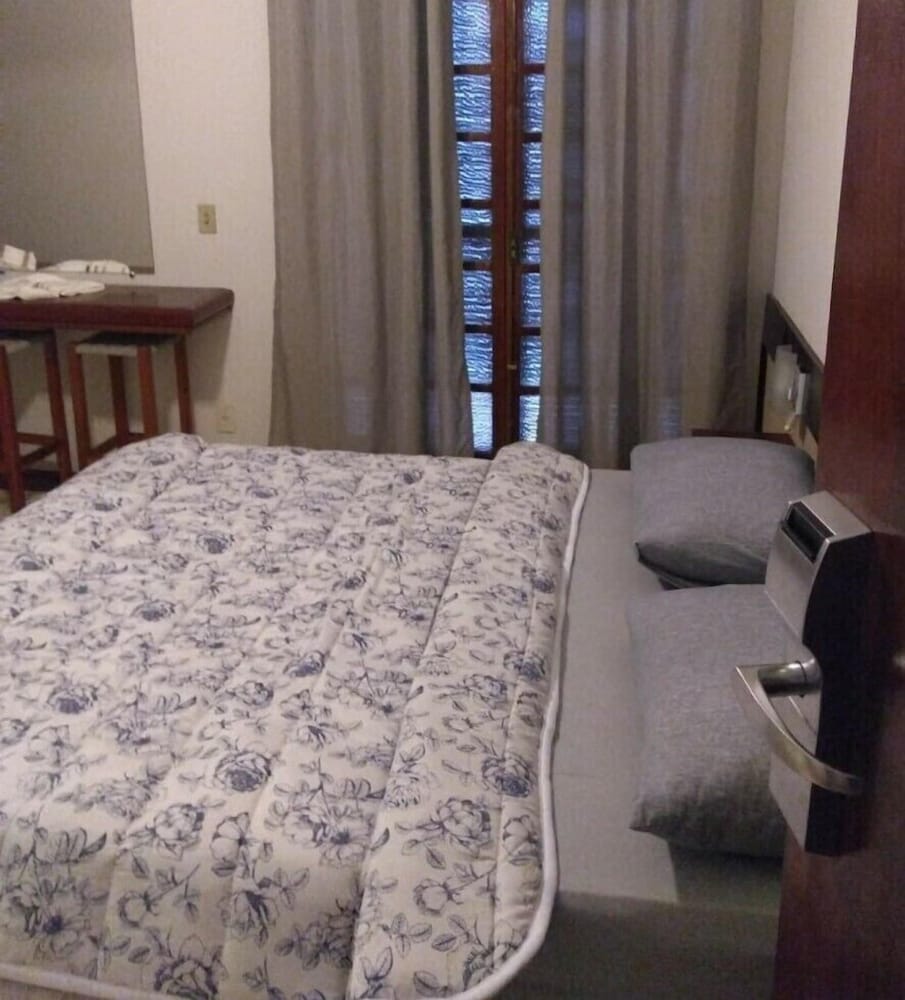 Standard Apartment, Multiple Beds, Smoking, Garden View photo 1