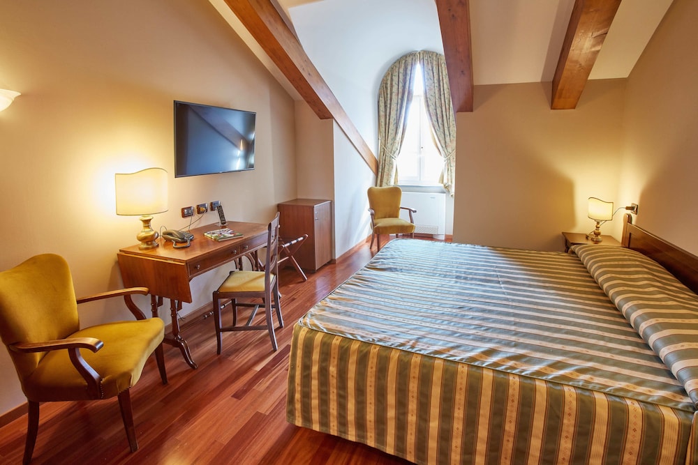 SUITE CON VASCA IDROMASSAGGIO - Photo 2