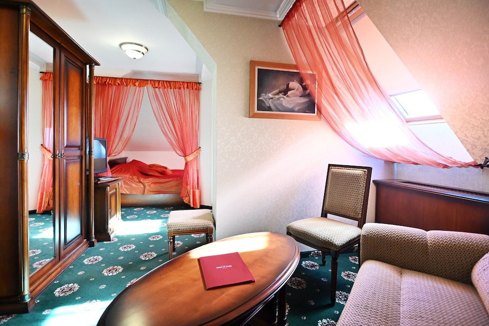 Classic Double Room - Photo 5