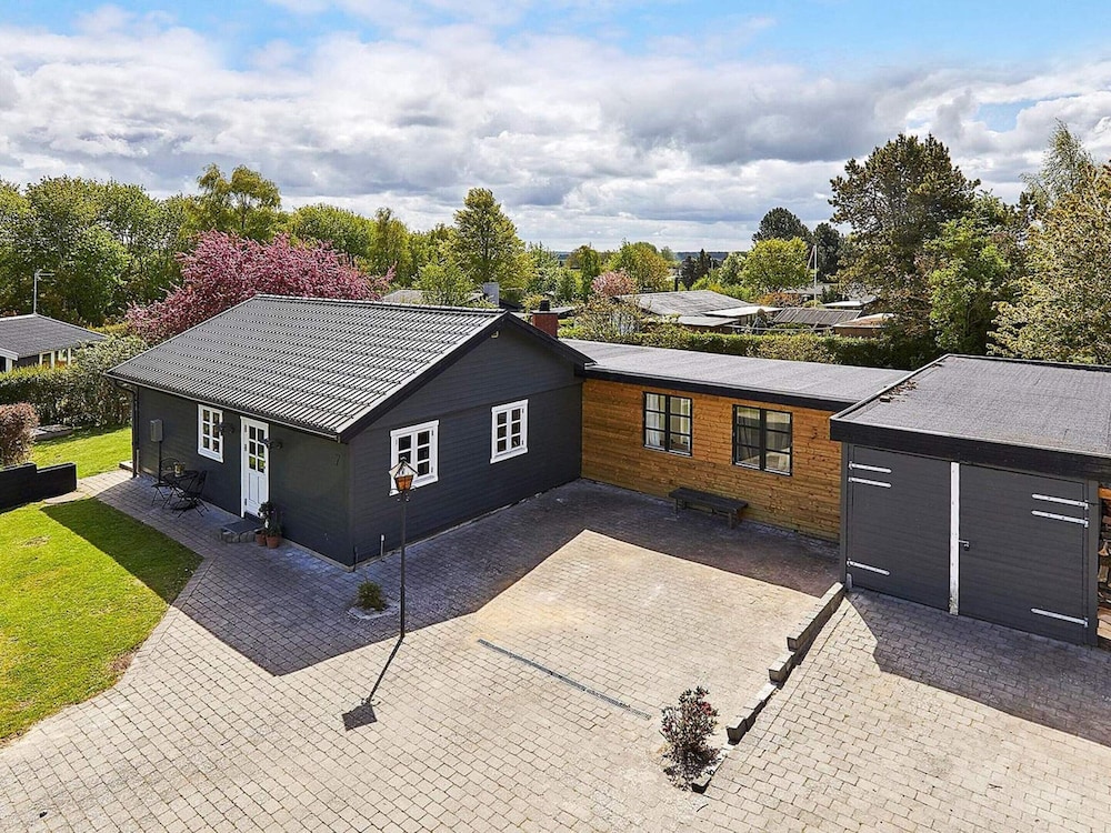 House photo 1